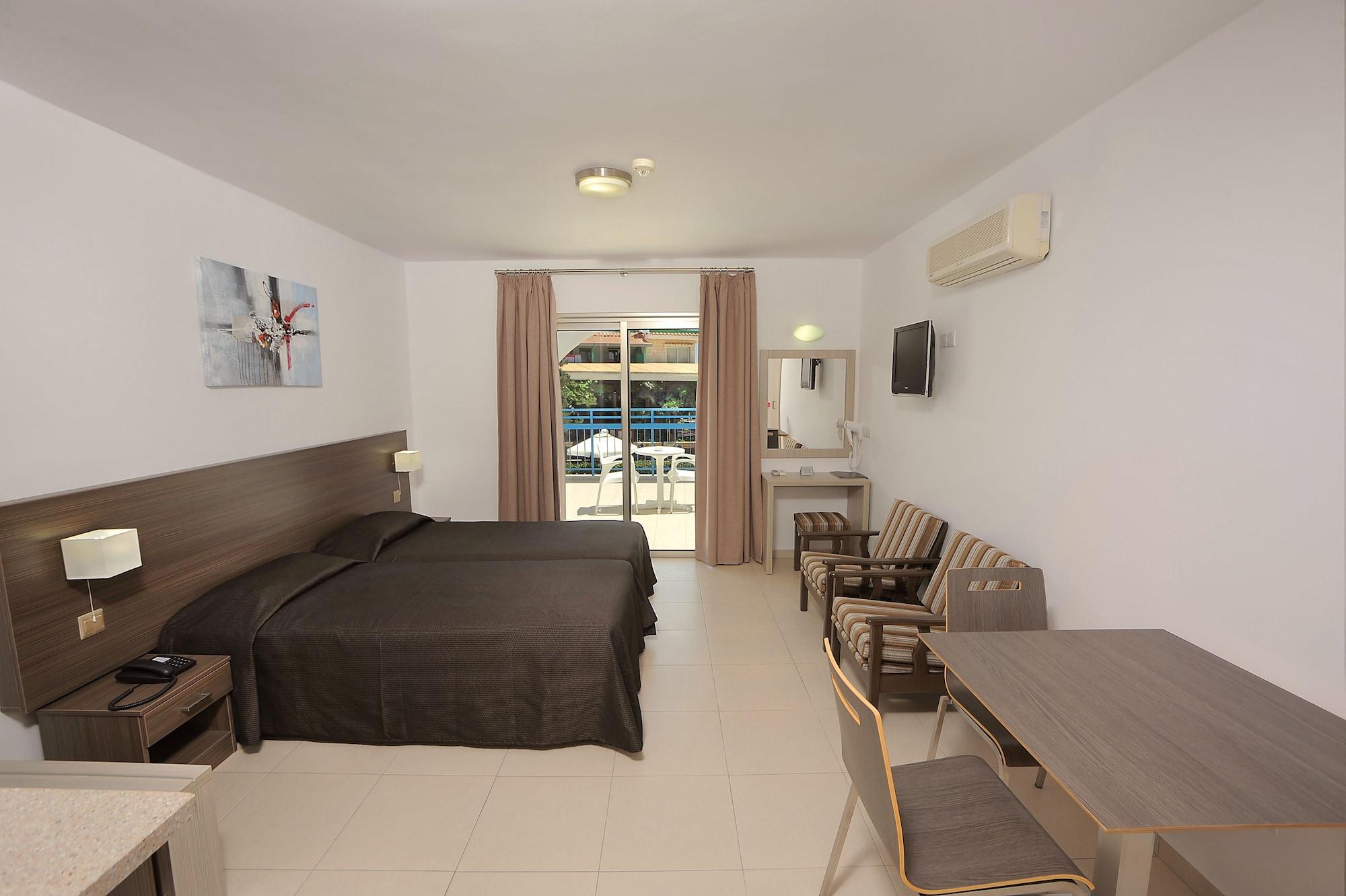 Petrosana Hotel Apartments Αγία Νάπα Εξωτερικό φωτογραφία