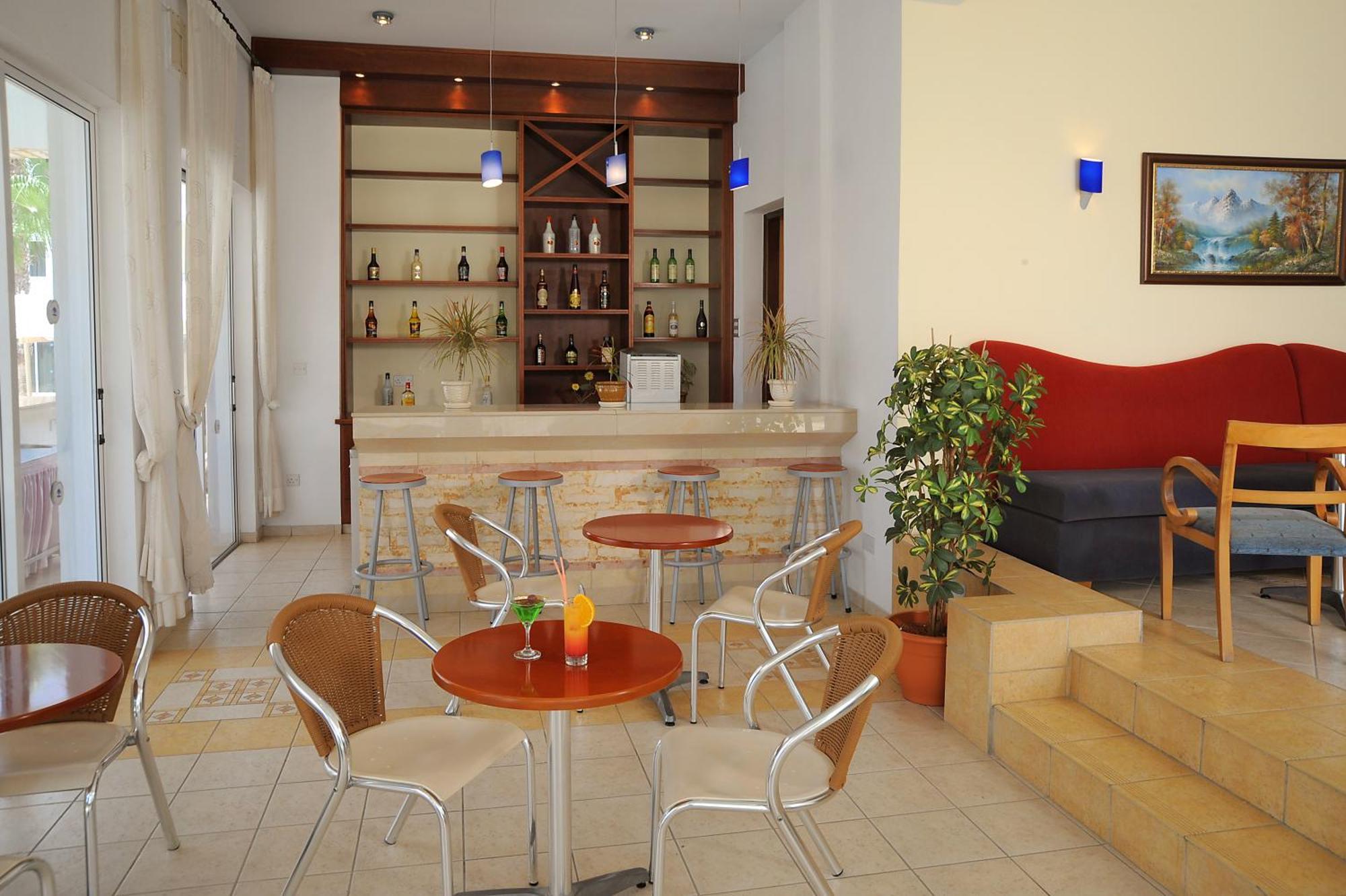 Petrosana Hotel Apartments Αγία Νάπα Εξωτερικό φωτογραφία