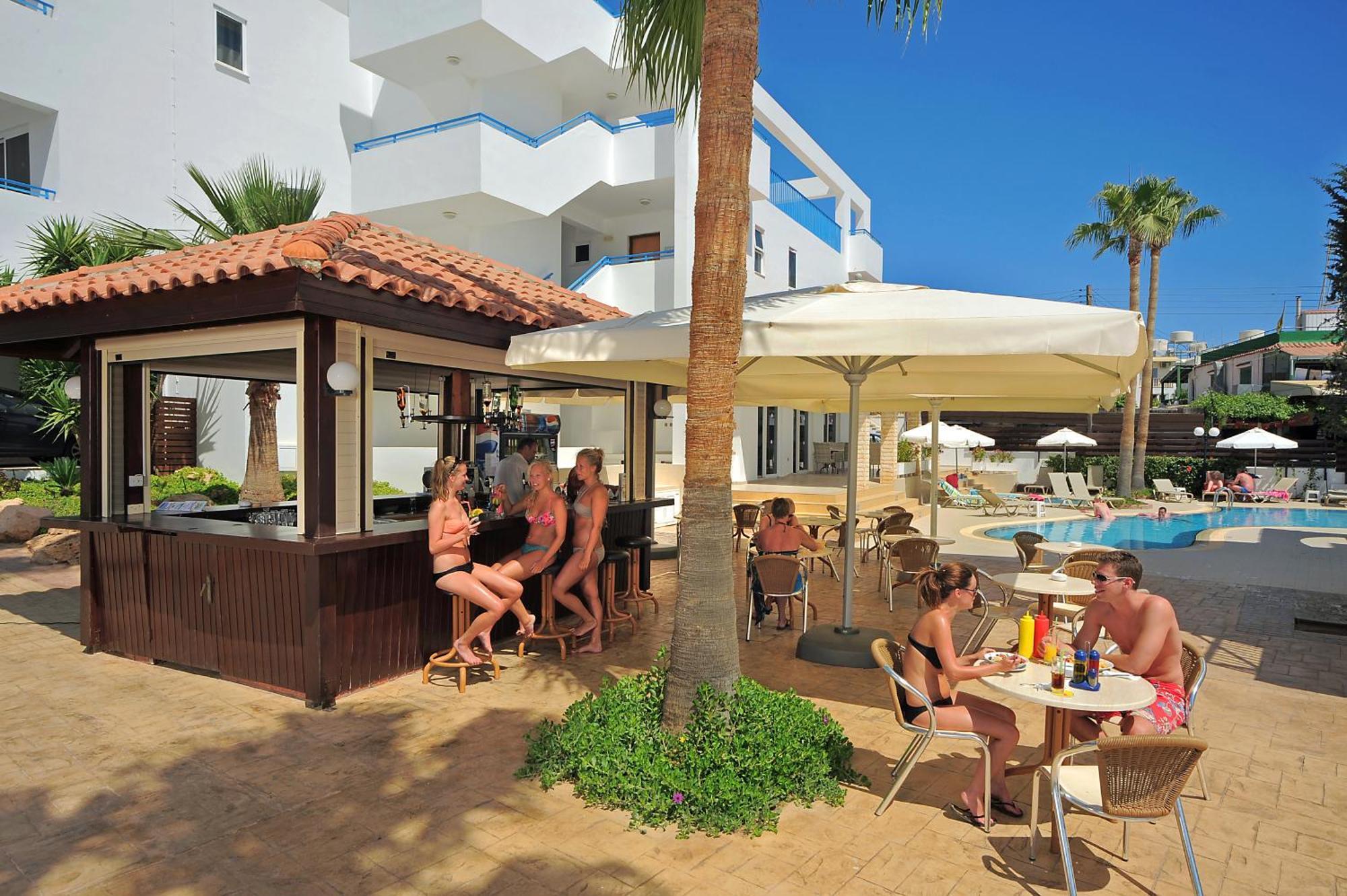 Petrosana Hotel Apartments Αγία Νάπα Εξωτερικό φωτογραφία