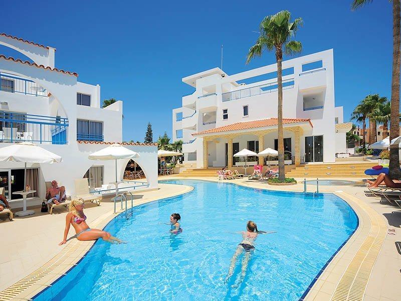 Petrosana Hotel Apartments Αγία Νάπα Εξωτερικό φωτογραφία