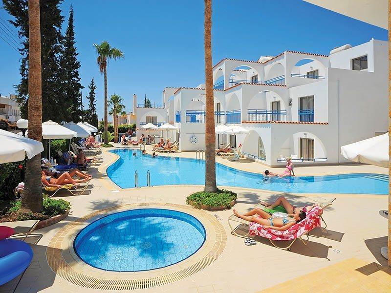 Petrosana Hotel Apartments Αγία Νάπα Εξωτερικό φωτογραφία