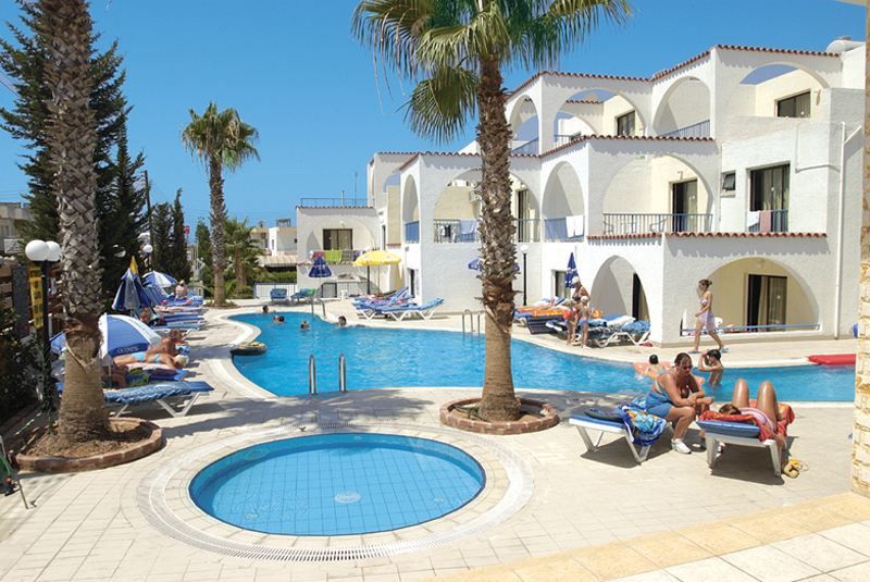 Petrosana Hotel Apartments Αγία Νάπα Εξωτερικό φωτογραφία