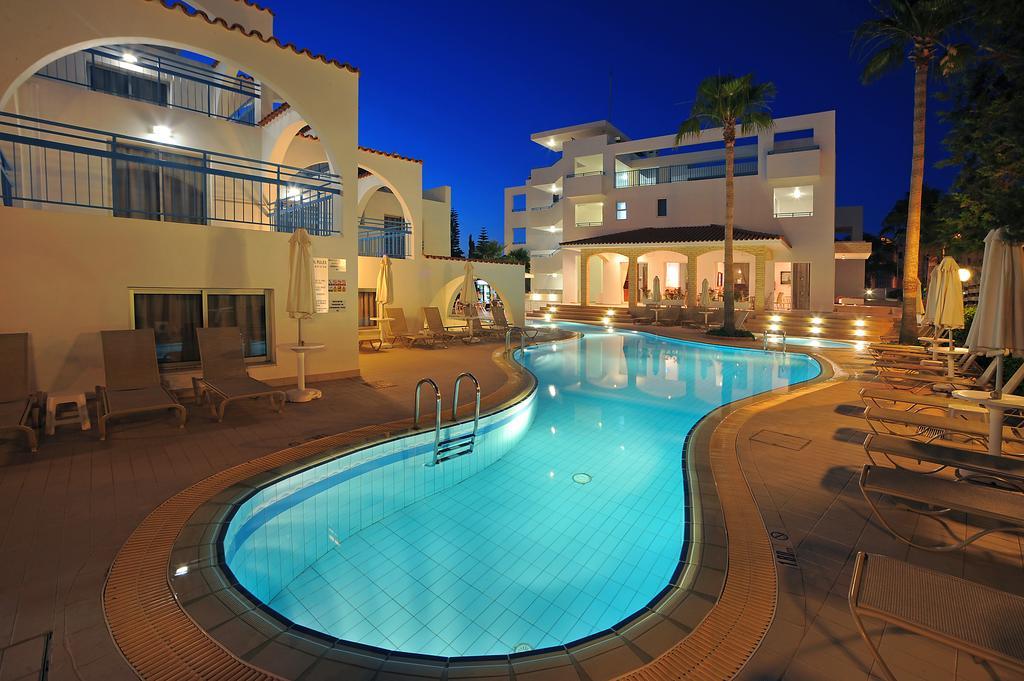 Petrosana Hotel Apartments Αγία Νάπα Εξωτερικό φωτογραφία
